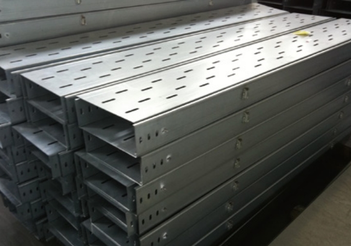  CABLE TRAY